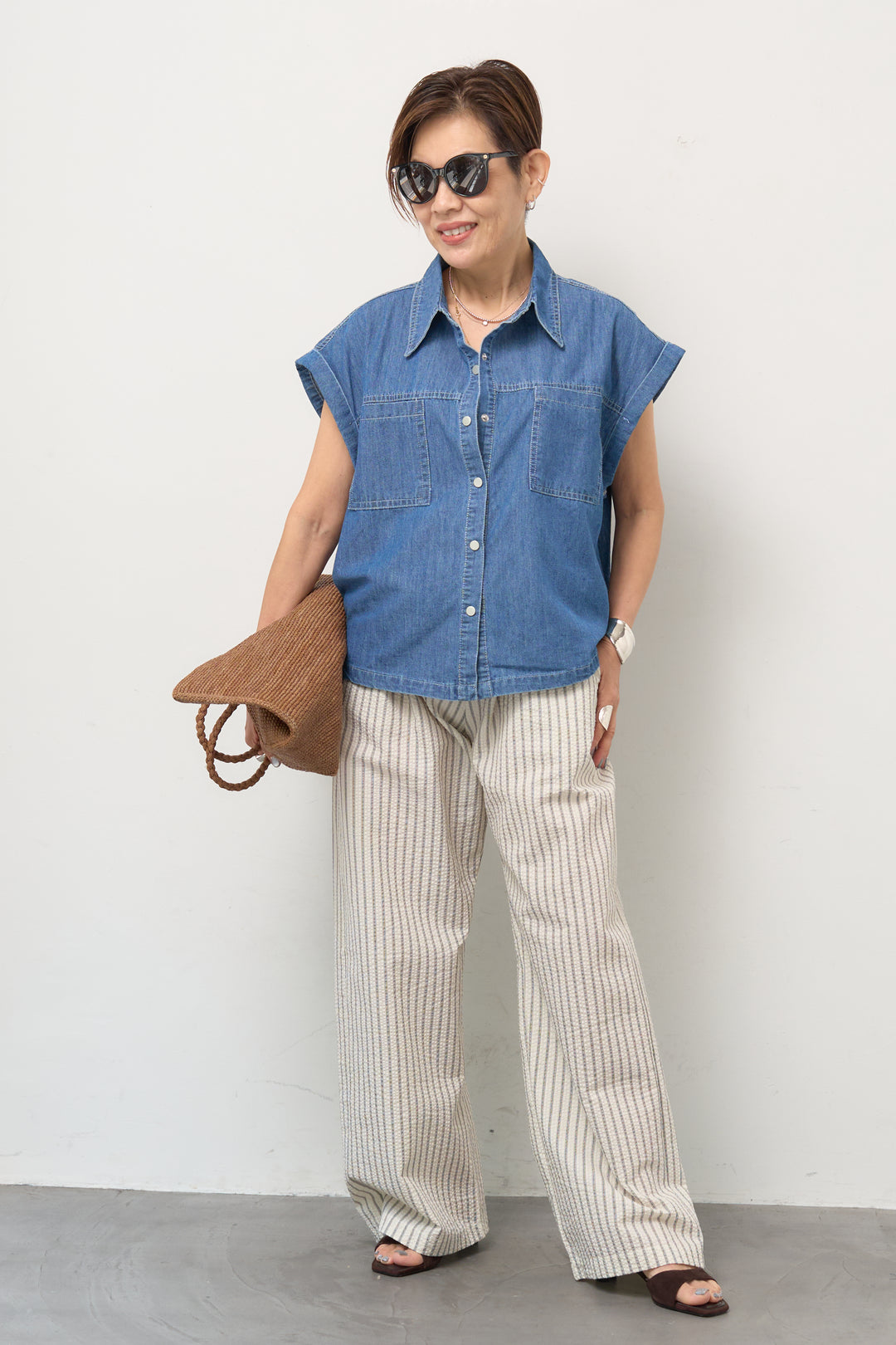 ストライプ柄 ドロスト ワイドストレートパンツ