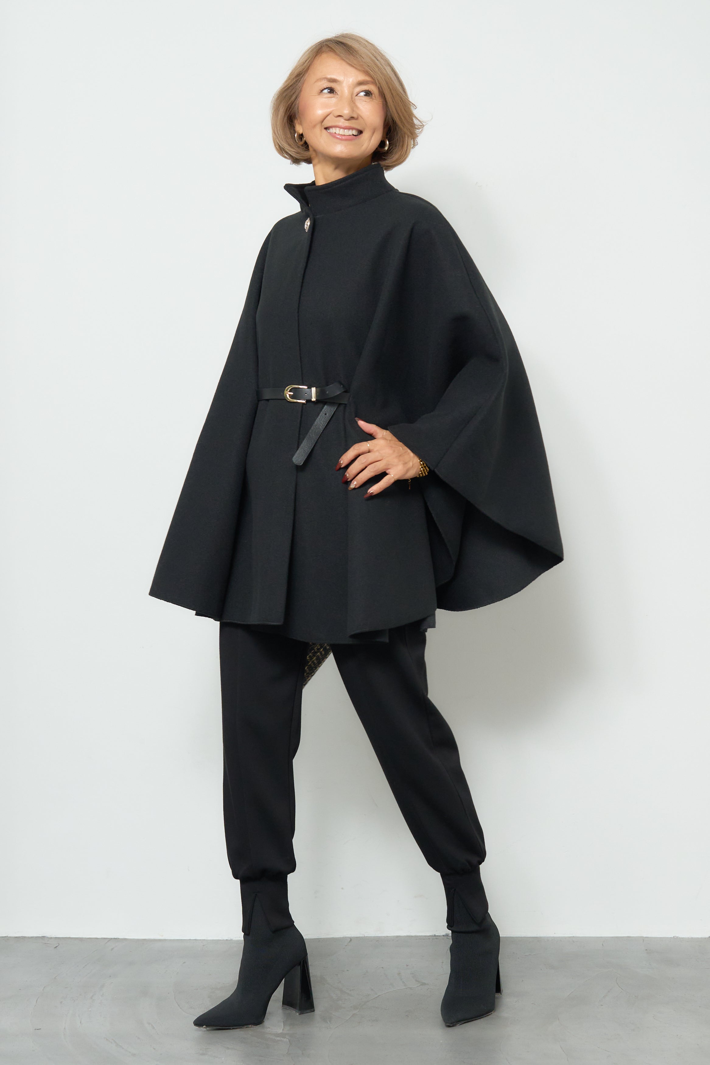 【美品】HYKE ケープコート スタンドカラーケープコート – plusotoha