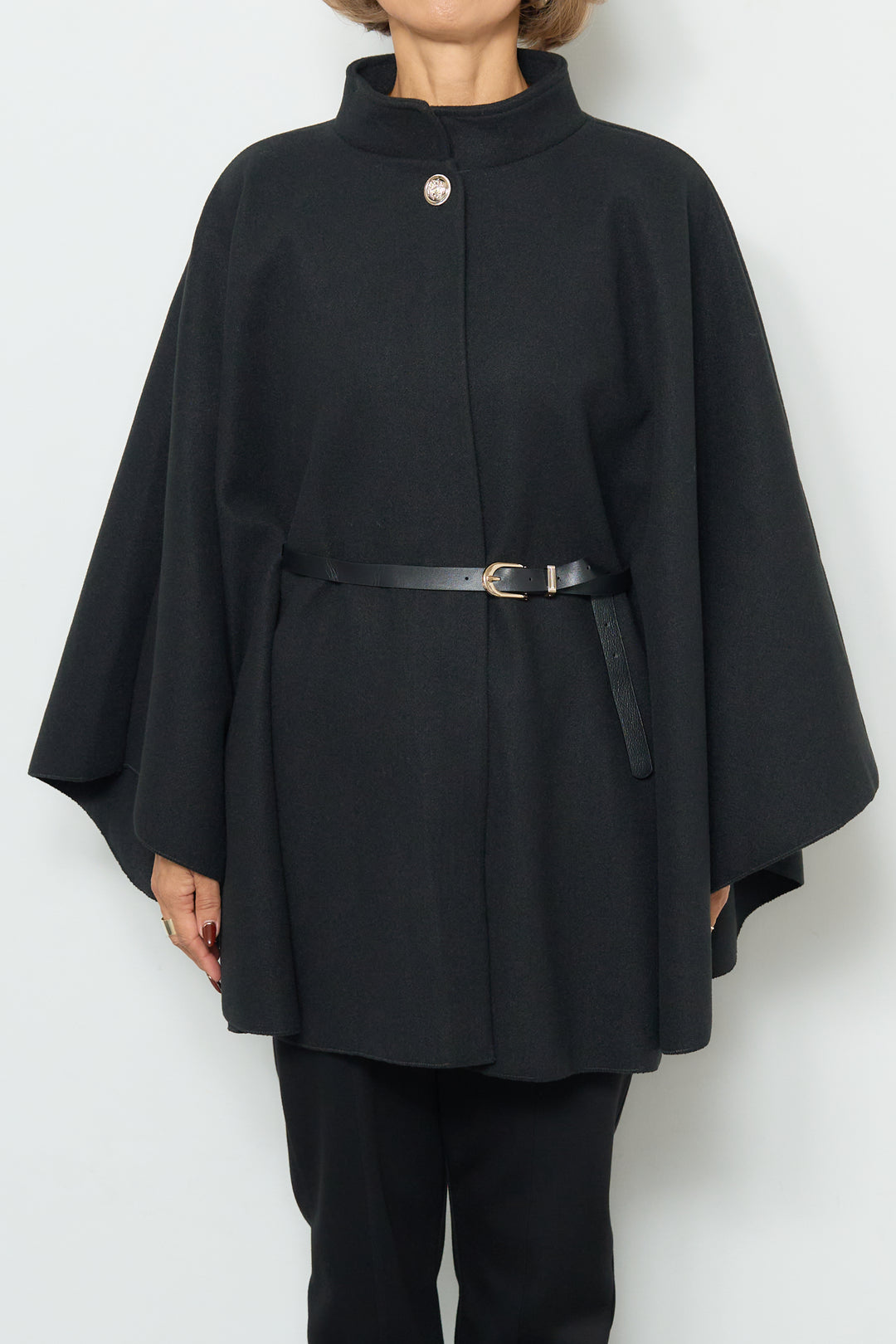 スタンドカラーケープコート