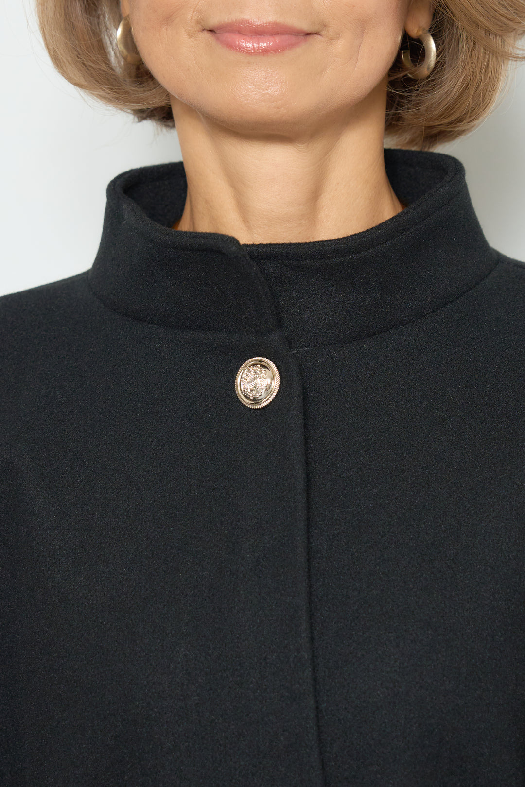 スタンドカラーケープコート