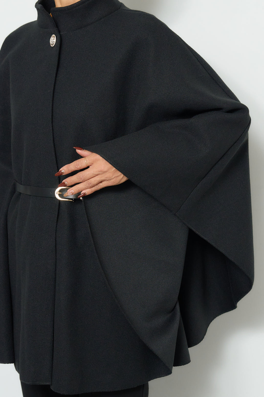 スタンドカラーケープコート