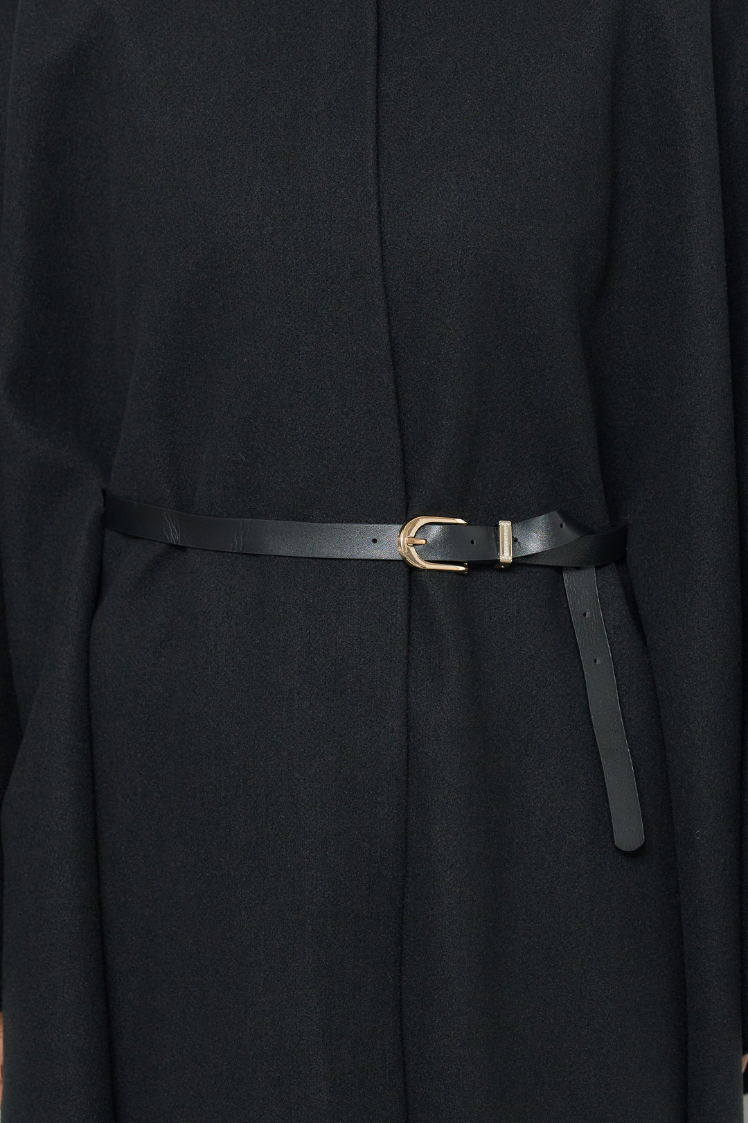 スタンドカラーケープコート