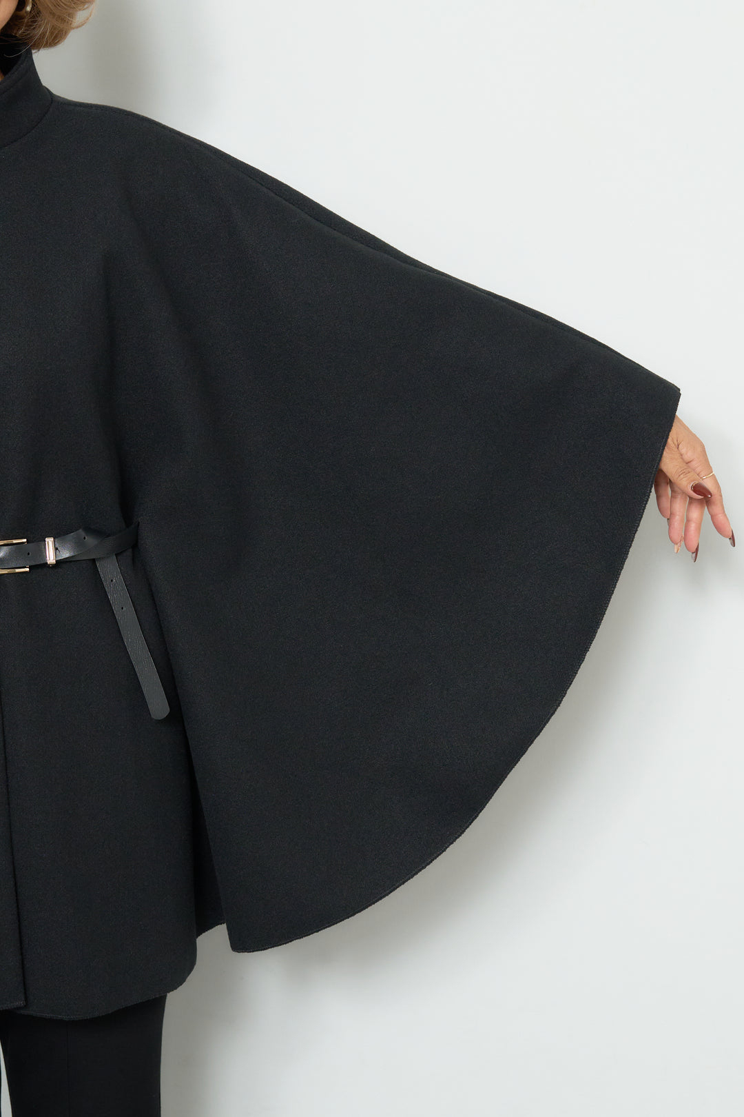 スタンドカラーケープコート