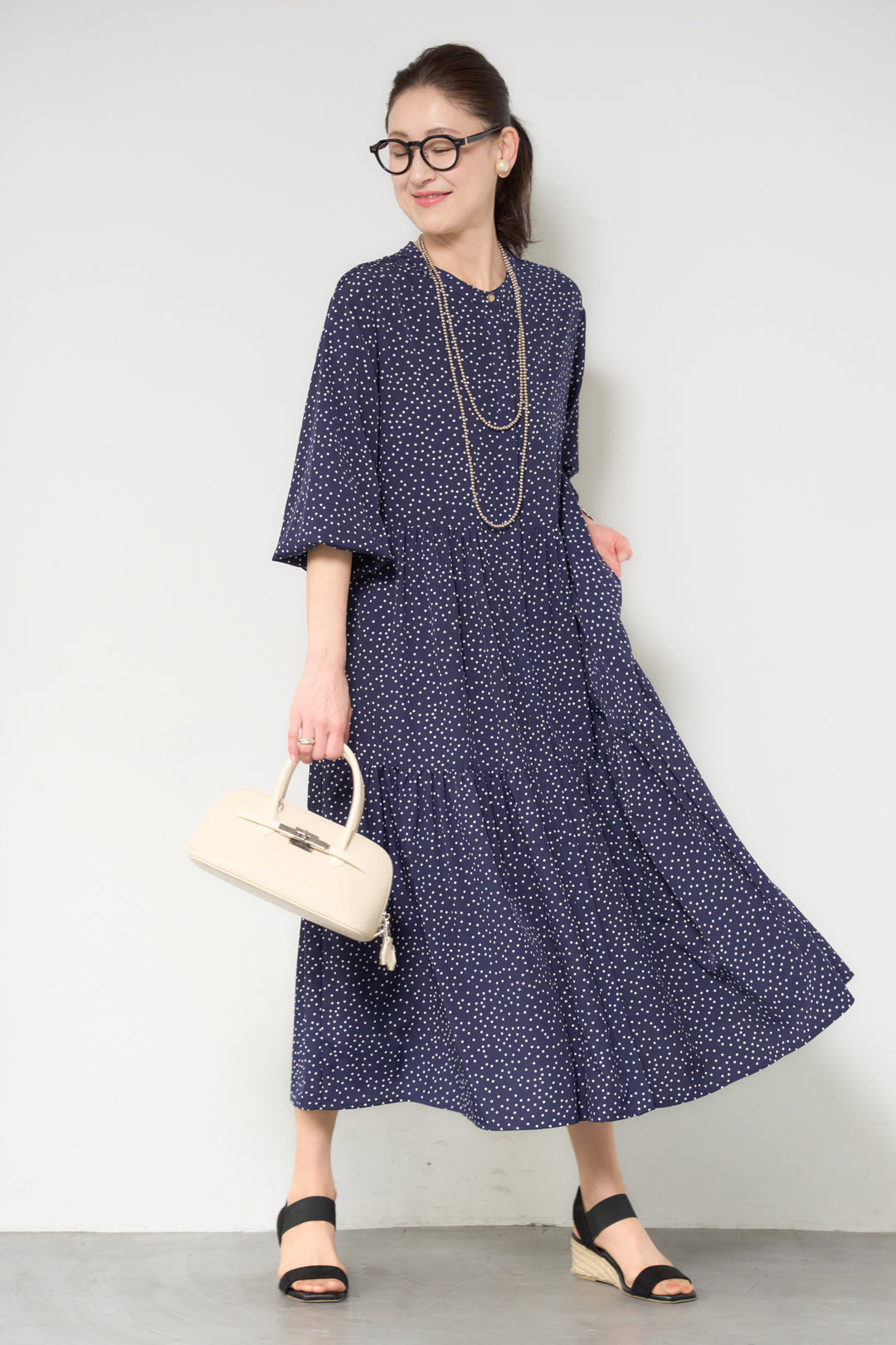 ドット柄ティアードワンピース