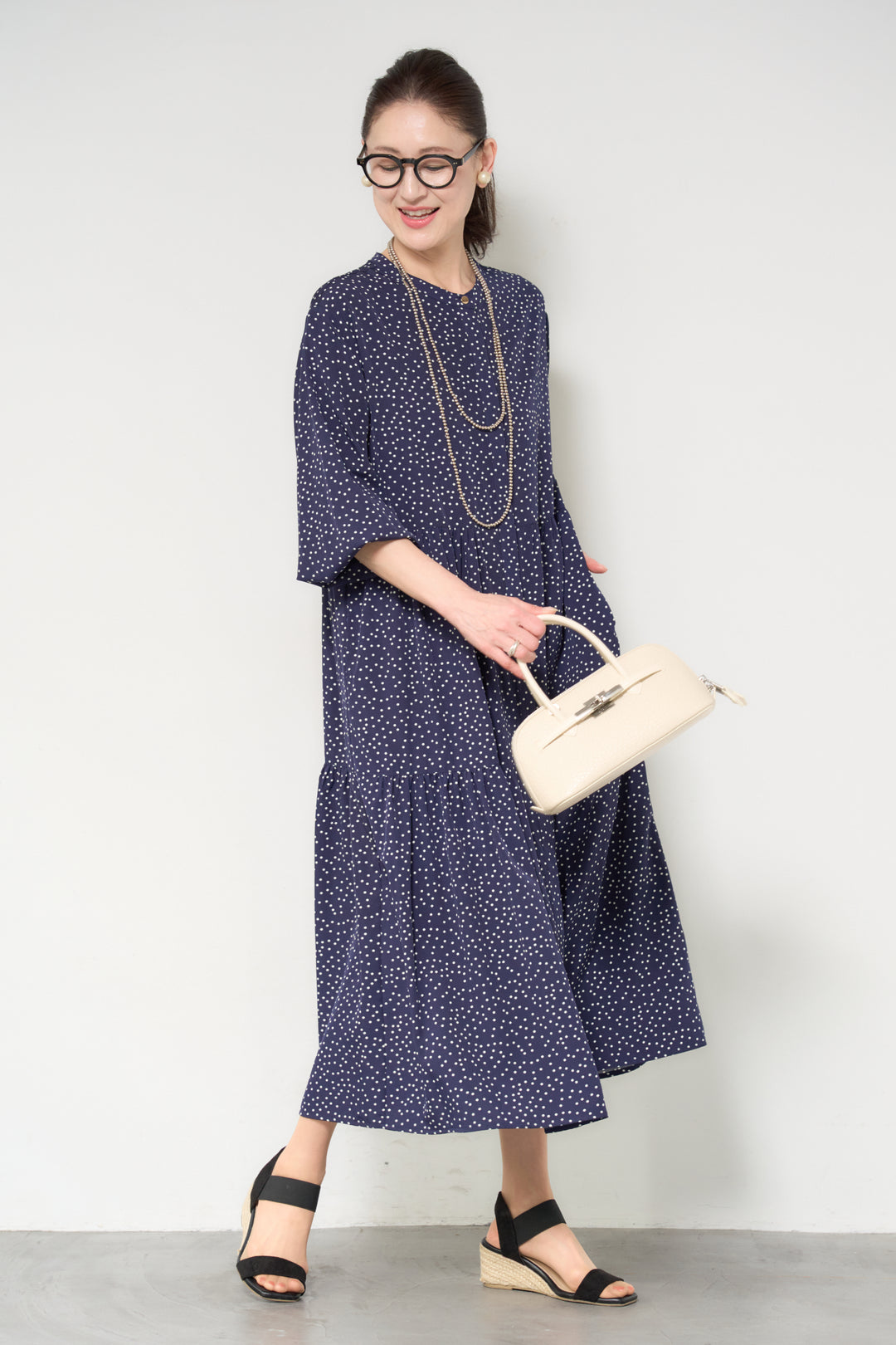 ドット柄ティアードワンピース