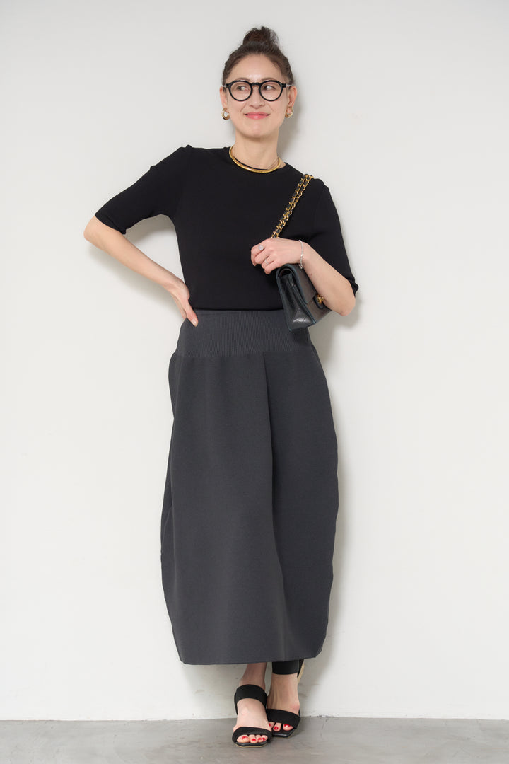 サラっと細リブニット