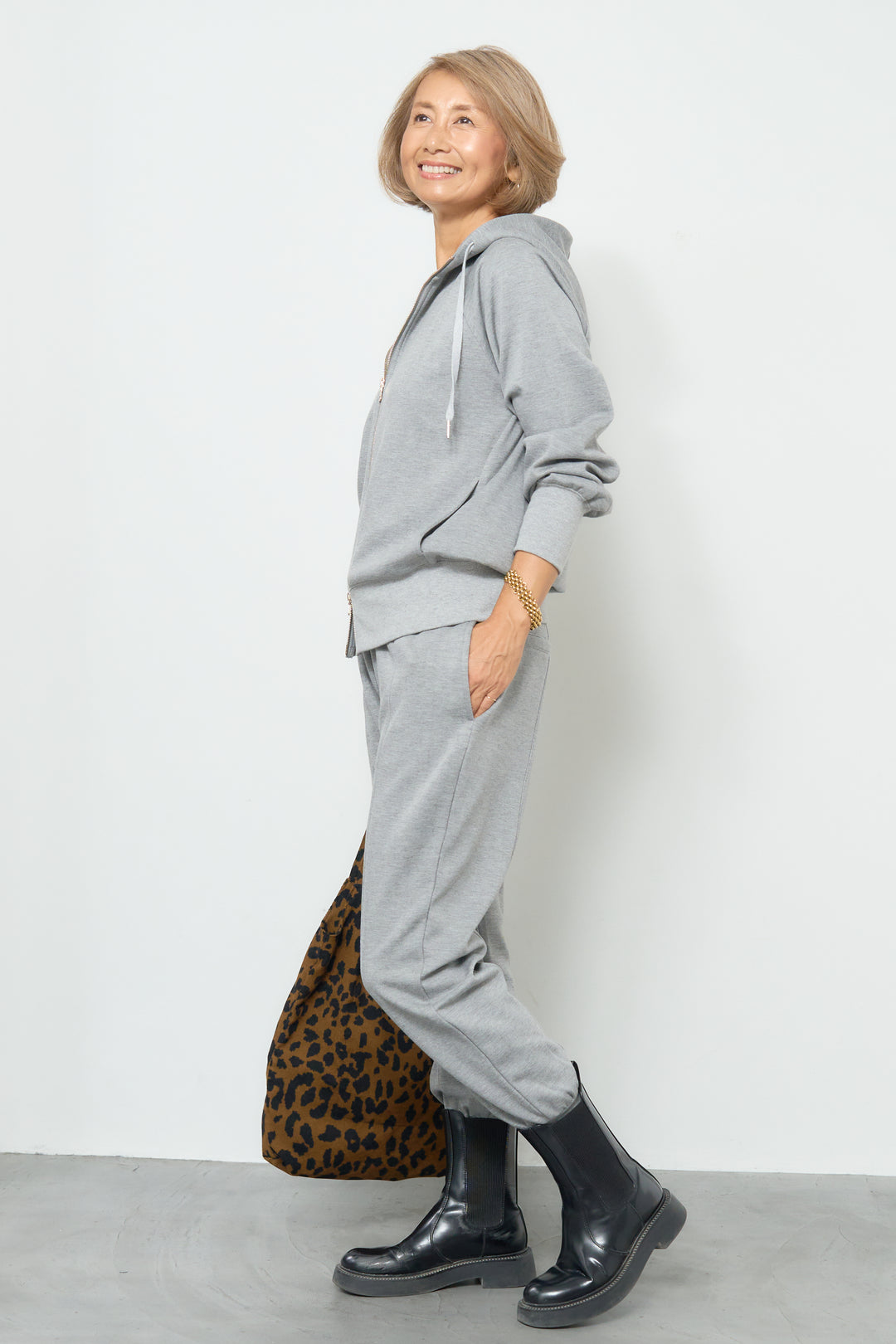 [SET]【REIKOコラボ】裏起毛スウェットパーカー+【REIKOコラボ】スウェット起毛ジョガーパンツ(2set)