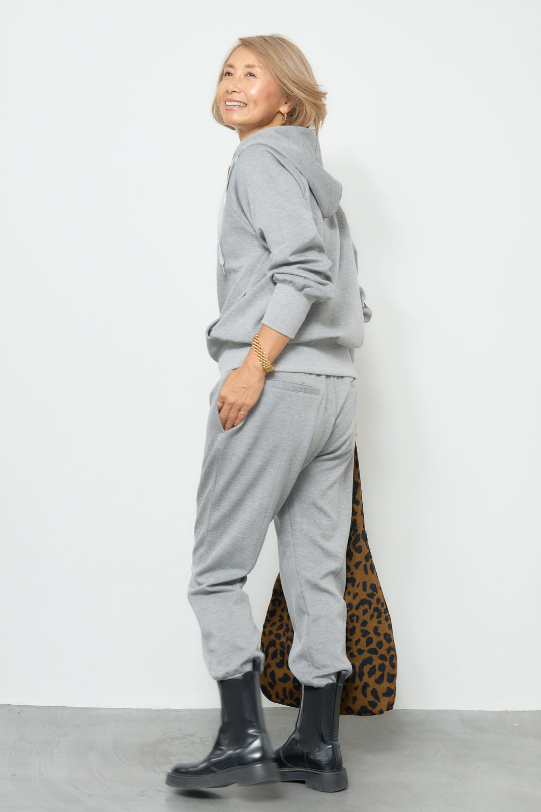 [SET]【REIKOコラボ】裏起毛スウェットパーカー+【REIKOコラボ】スウェット起毛ジョガーパンツ(2set)