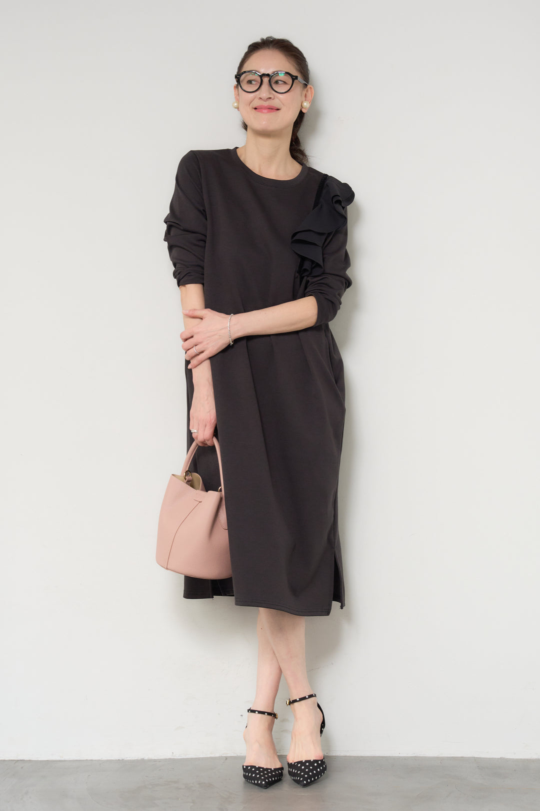 ショルダーフリルカットワンピース