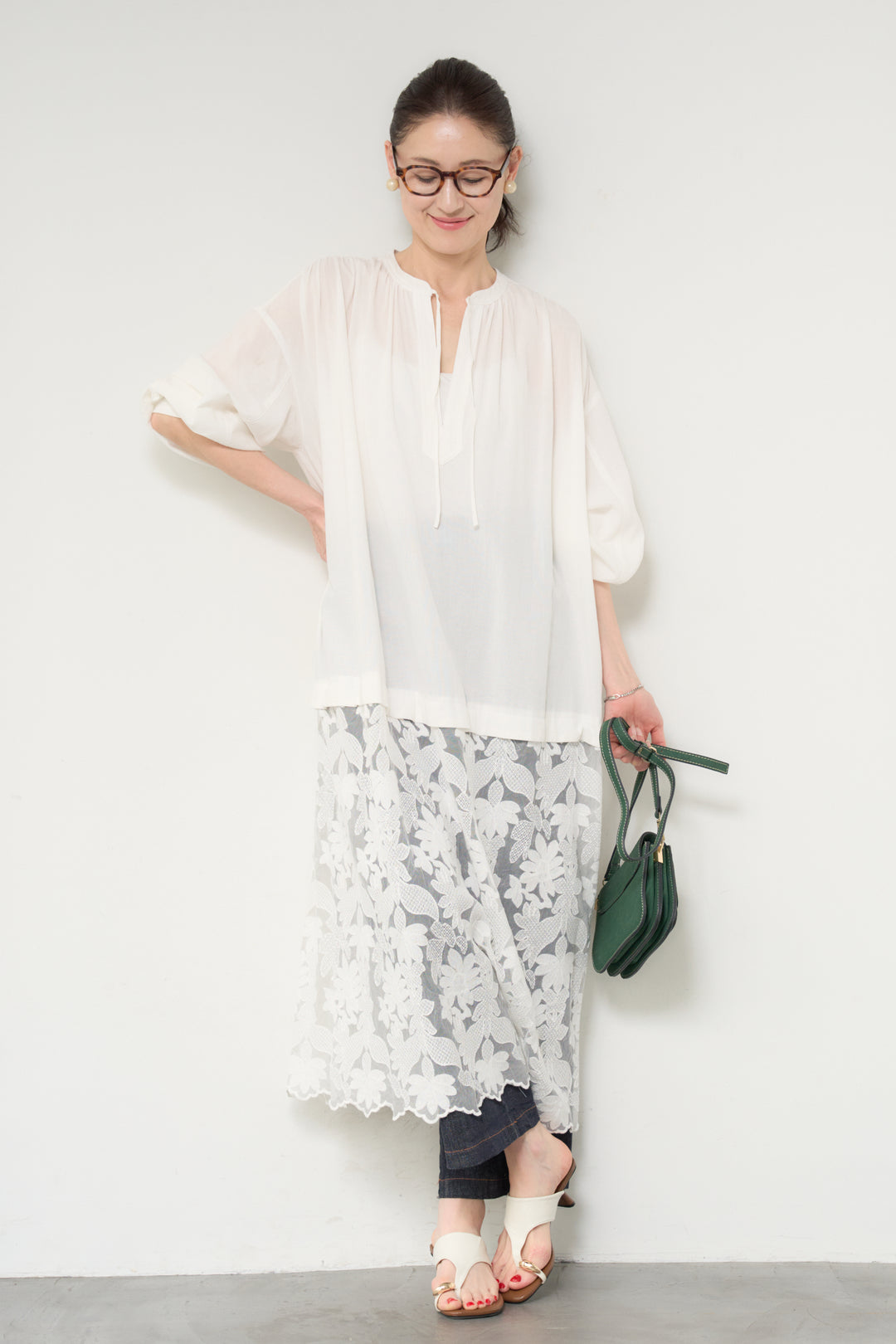 裾レースロング丈チュニック