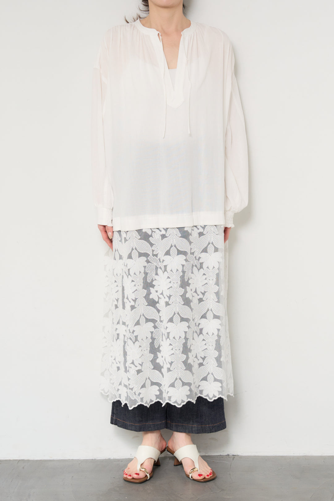 裾レースロング丈チュニック