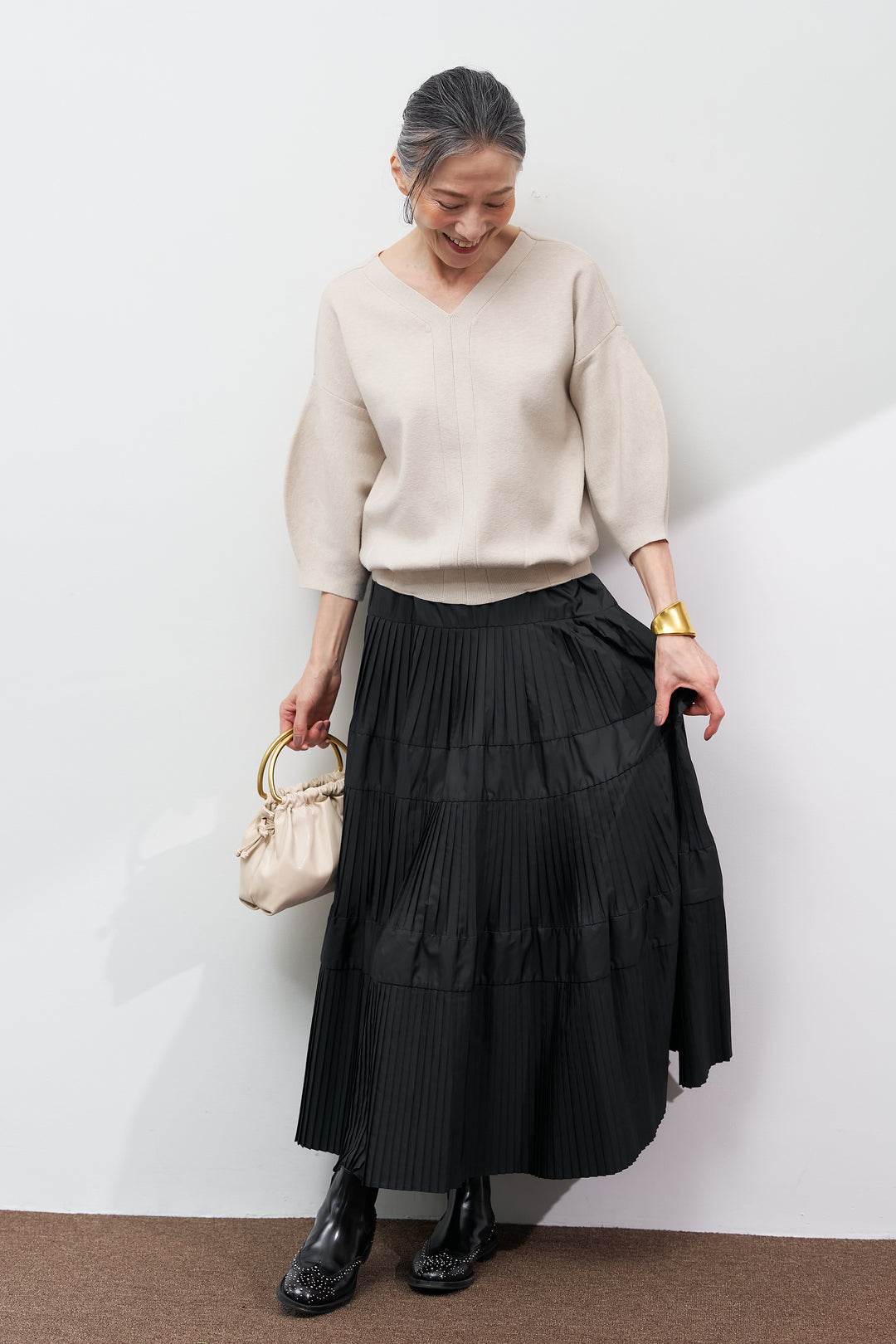 【防静電気】前後2WAYやわもちパフスリーブニット