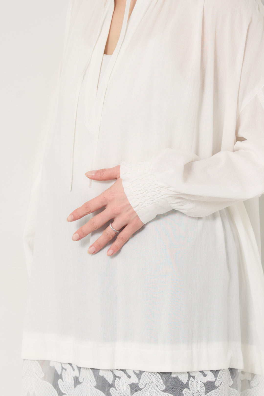 裾レースロング丈チュニック