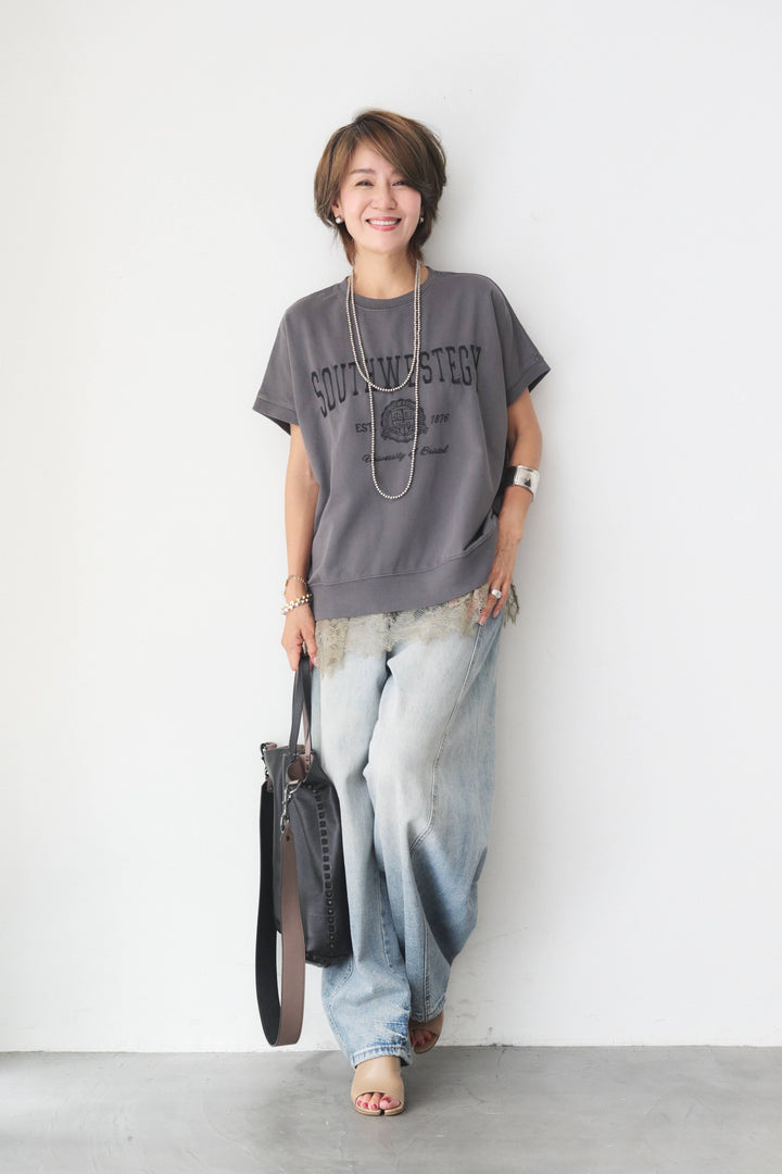 [SET]カレッジ刺繍ピグメントスウェットTシャツ+レーストリム サテンキャミソール(2set)