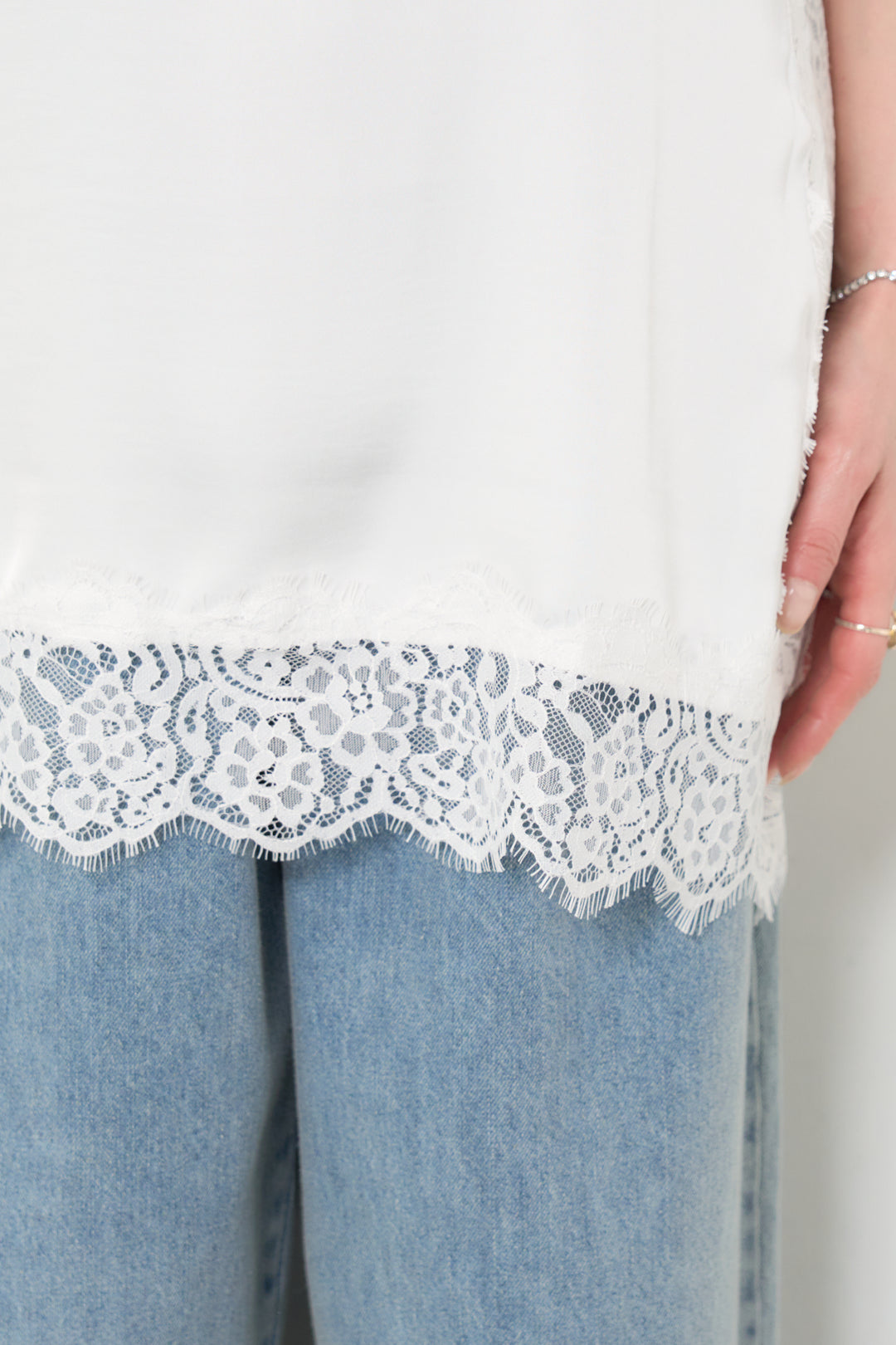 [SET]ミディ丈ツイードジャケット+サイドスリットレースキャミソール(2set)