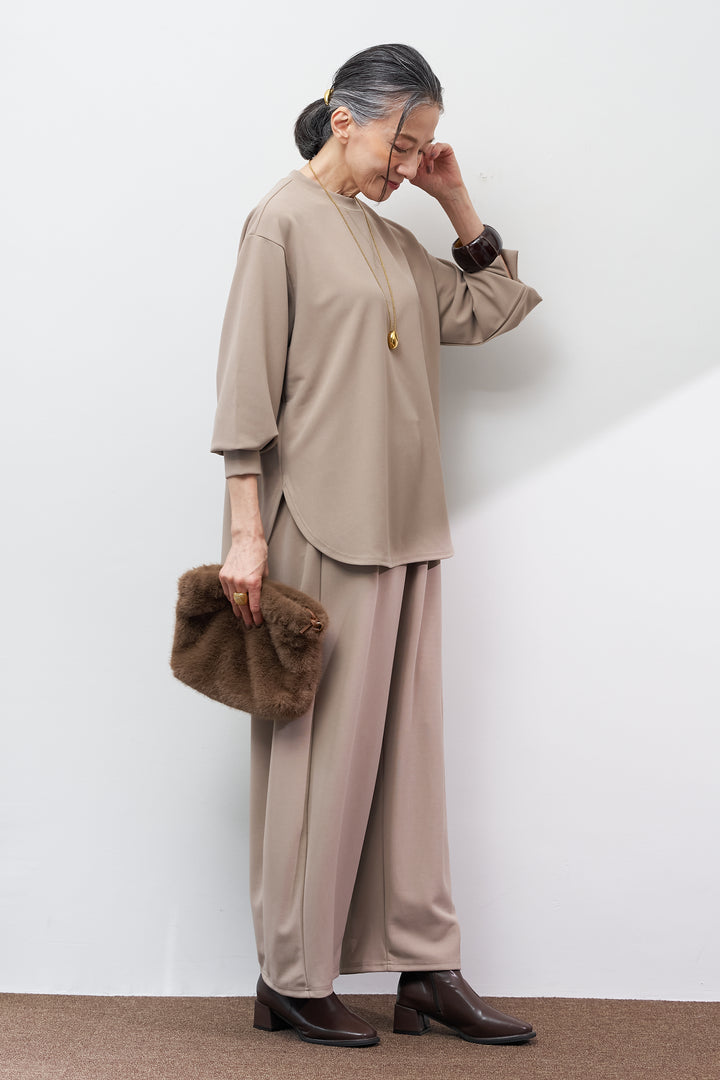 ストレッチタックパンツ