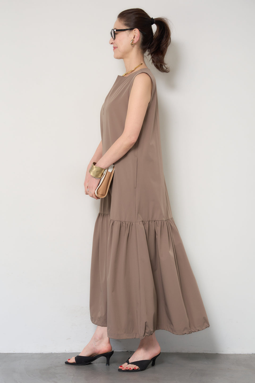 【接触冷感】2WAYヘム ノースリーブワンピース