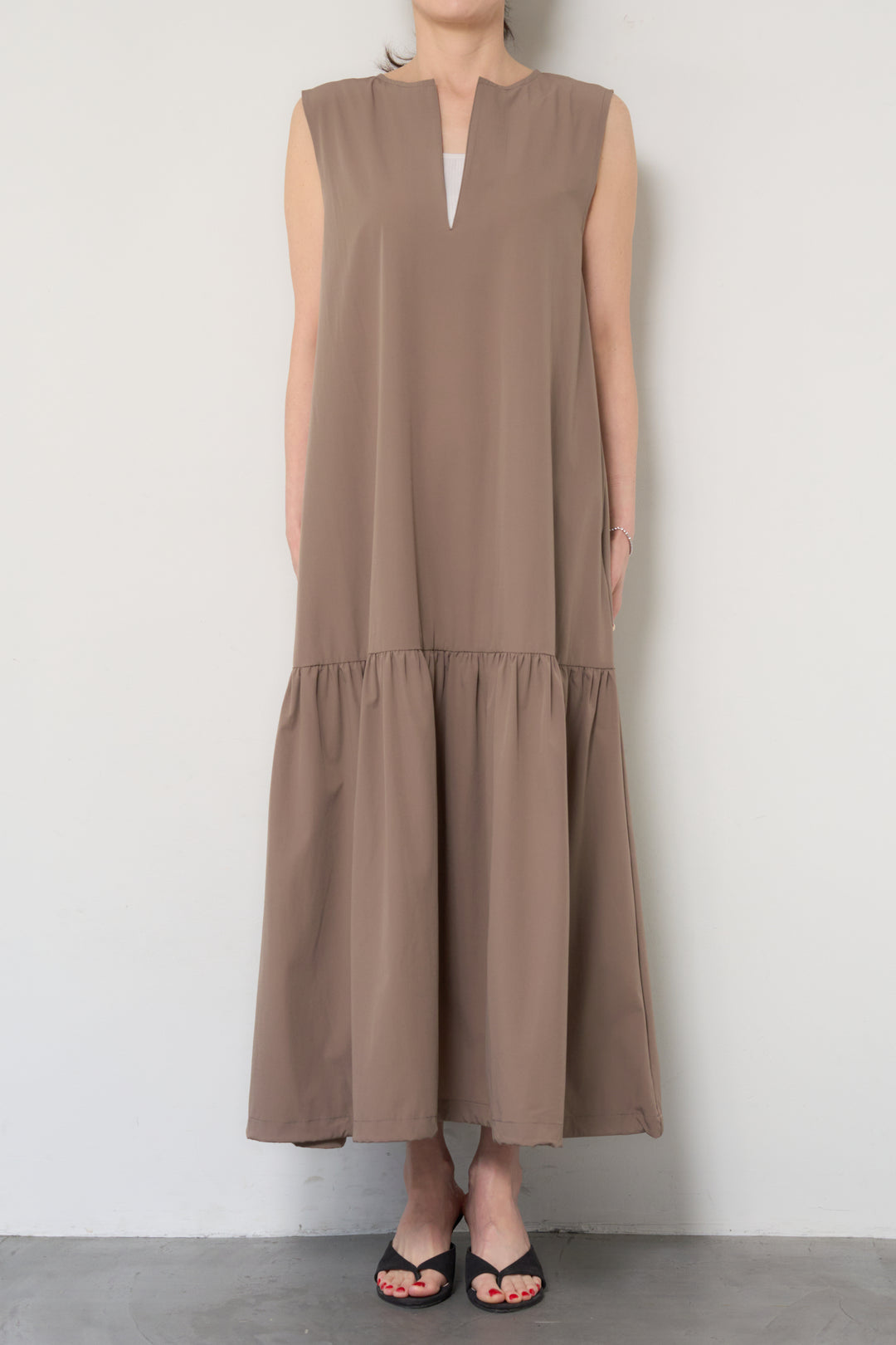 【接触冷感】2WAYヘム ノースリーブワンピース