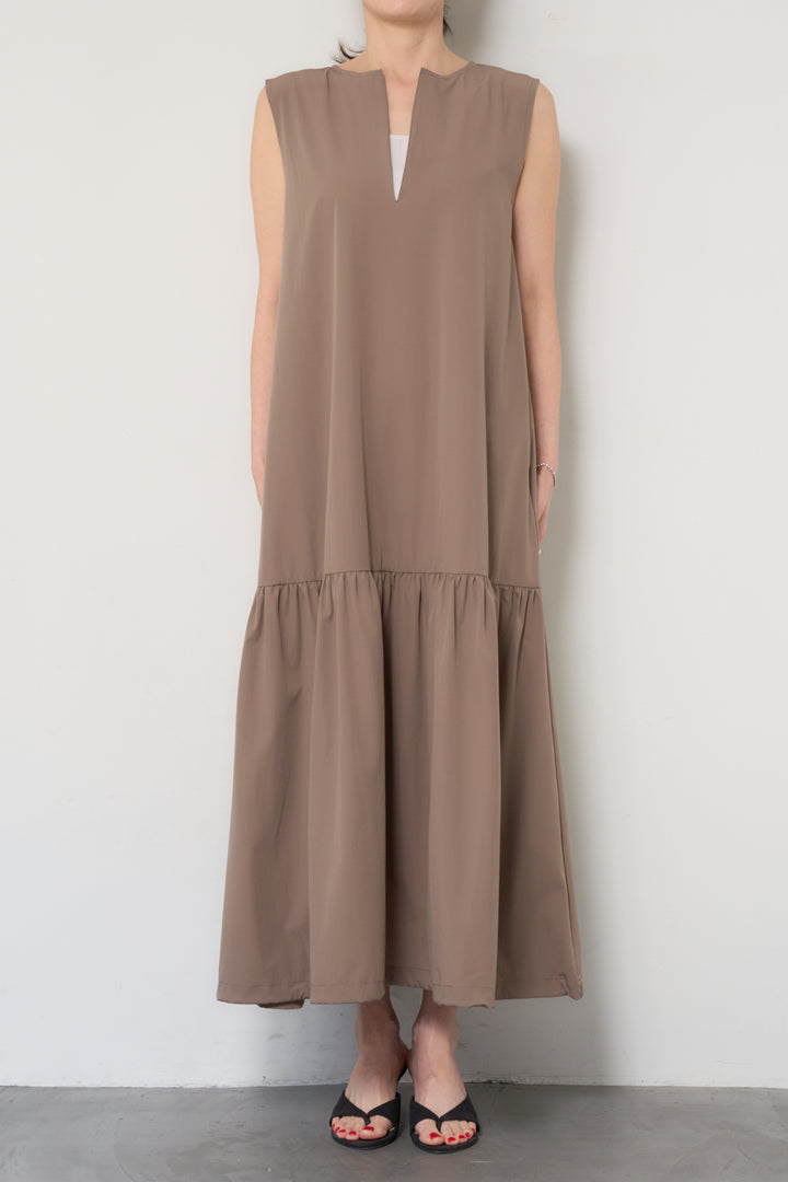 【接触冷感】2WAYヘム ノースリーブワンピース