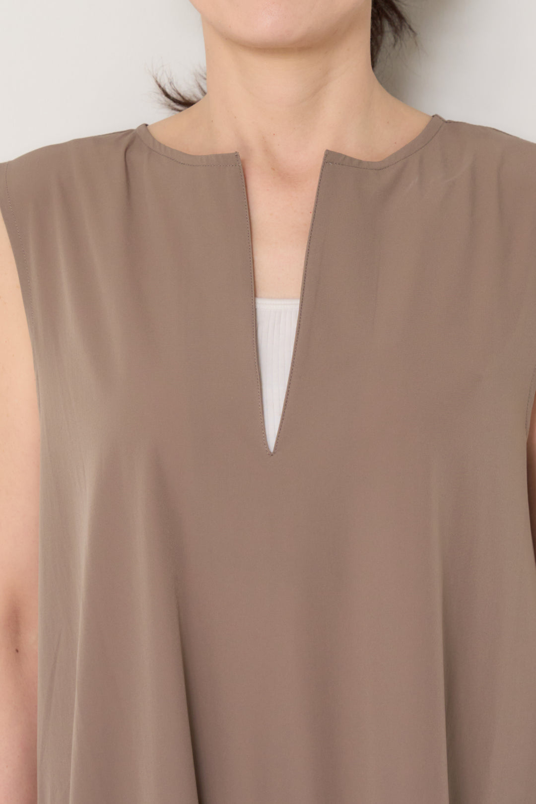 【接触冷感】2WAYヘム ノースリーブワンピース