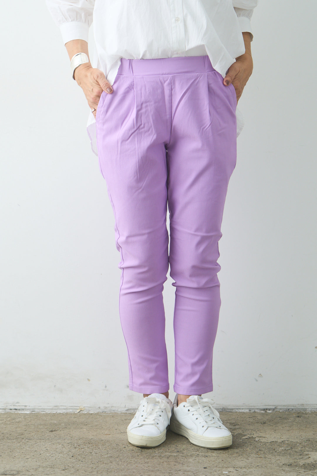 Fleece-lined tapered pants