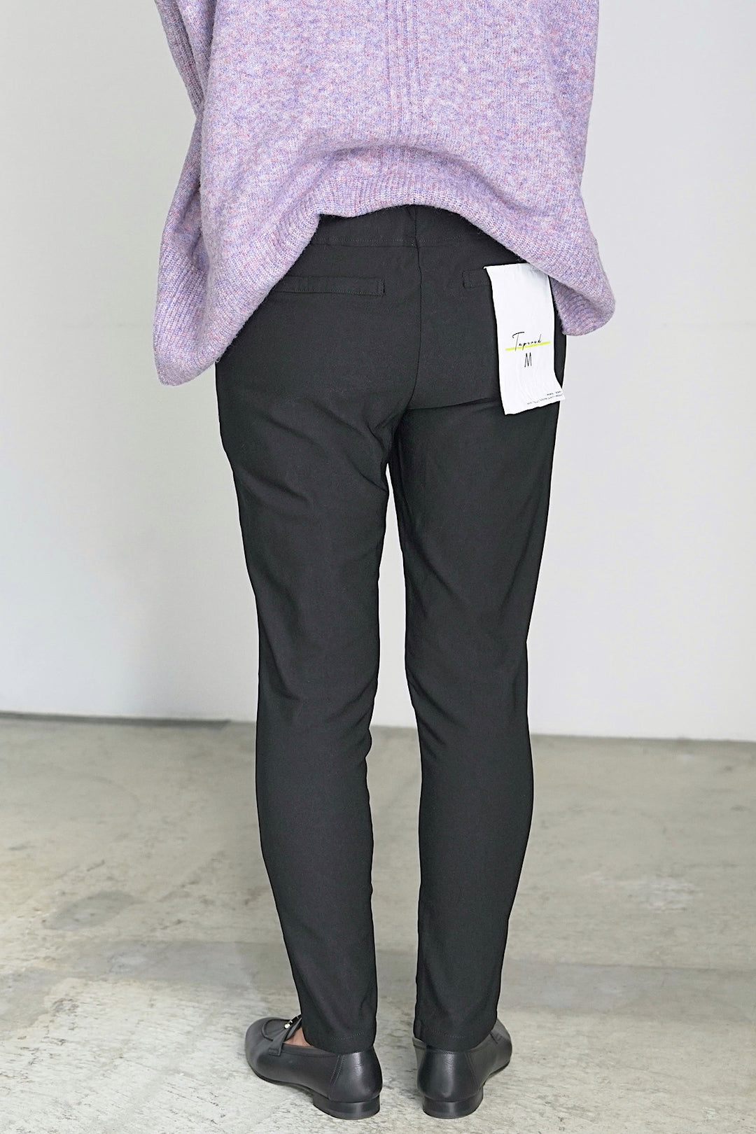 Fleece-lined stretch pants